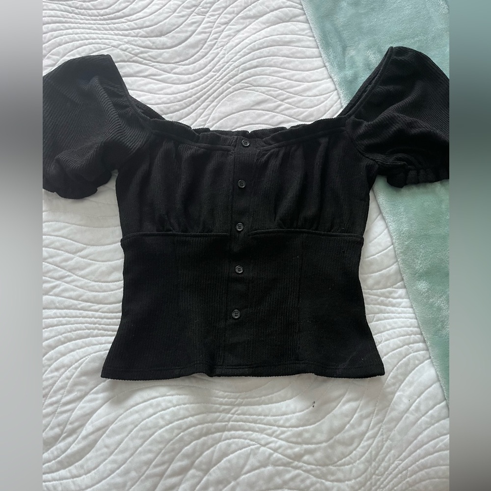 Francesca’s black top